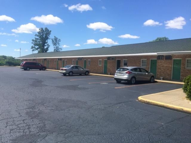 Super 9 Motel アルビオン エクステリア 写真